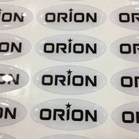 Autocollant en résine époxy 3D à effet brillant, logo de marque personnalisé imprimé, autocollant imperméable anti-rayures en PVC souple époxy