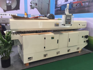 Machines à bois tranchage dans la longueur trancheuse de placage longitudinal de plancher en bois massif - Product Image 2