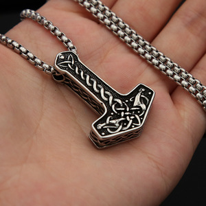 Yunnique – collier avec pendentif marteau de Thor en acier inoxydable pour hommes, chaîne de mode, style rétro, bijoux cadeau - Product Image 4