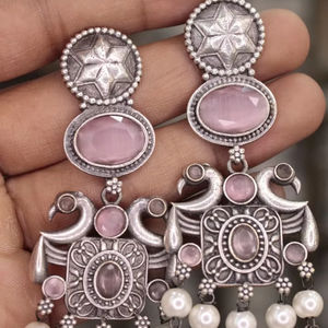 ชุดต่างหูห้อยประดับหินโมนาลิซ่าฐานทองเหลือง สำหรับใส่ลำลอง สไตล์อินเดีย ชุดทำงาน - Product Image 1