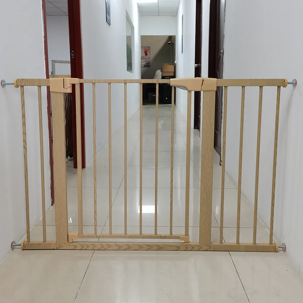 Puerta extensible ajustable para bebé, puerta de seguridad de metal para caminar a través de la escalera