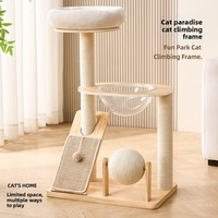 Promotion : Griffoir vertical moderne de luxe en bois massif à 4 niveaux pour chat, avec plateau en sisal, écologique et durable