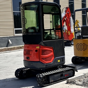 Mini-pelle sur chenilles avec moteur haute performance, <span class=keywords><strong>godet</strong></span> de 0,025 m³, puissance de 7,3 kW, à vendre - Product Image 1