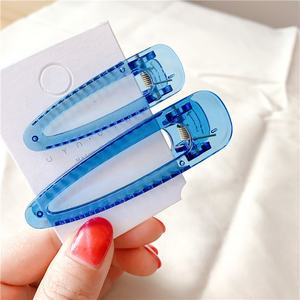 Résine Acrylique Triangle Clair Transparent Bonbons Colorés Barrettes Bec de Canard Épingles À Cheveux Poignées En Plastique Pinces À Cheveux pour Femmes - Product Image 3