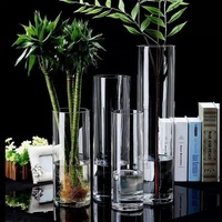 Vase en cristal transparent de forme cylindrique haut de gamme, design contemporain, fabrication artisanale, vente en gros, vase pour la maison