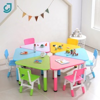 Table de garderie, bureau de maternelle, bureau pour enfants d'âge préscolaire, tables de maternelle, bureau d'école maternelle, ensemble table et chaise de maternelle