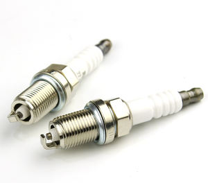 Candela d'Accensione Originale <span class=keywords><strong>Chevrolet</strong></span> Prezzo 7700500155 Vendita all'Ingrosso di Fabbrica Candela d'Accensione di Alta Qualità per Renault 77 00 500 155 - Product Image 4