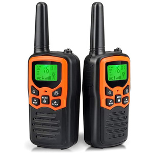Talkie-walkie T5 compact pour extérieur, usage civil, avec lampe de poche, contrôle VOX, anti-interférence, portée de 0,5 km - Product Image 1
