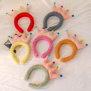 Zhao Lusi-style Cute Crown Headpiece for <b>Girls</b> Yarn and Feathers Hairband Japan and Korean Style for Washing Face Birthday <b>Tiara</b> - Product Image 1