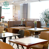 Luxueux Pizza Café Thé Boutique Meubles personnalisés Utilisation commerciale Canapé en cuir demi-cercle brun Sièges Cabines de restaurant