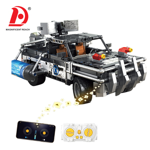 Ensemble de blocs de construction de camionnette tout-terrain RC, briques techniques télécommandées, véhicule blindé, <span class=keywords><strong>jouet</strong></span> de construction STEM pour adolescents - Product Image 2