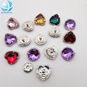 Boutons pression ronds en cristal coeur personnaliser la décoration artisanale des boutons amovibles - Product Image 1