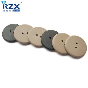 Waterdichte Pps Wasserij <span class=keywords><strong>Tag</strong></span> <span class=keywords><strong>Lf</strong></span>/Hf Chip <span class=keywords><strong>Rfid</strong></span> <span class=keywords><strong>Tag</strong></span> Wasbaar 20Mm Ronde Vorm Nfc <span class=keywords><strong>Tag</strong></span> Voor Hotel Wassysteem - Product Image 4