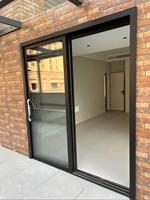 Puerta Plegable de Aluminio Directo de Fábrica, Puerta de Vidrio Bi-Plegable Impermeable e Insonorizada de Tamaño Personalizado para Uso en Balcón de Viviendas y Villas