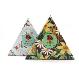 High Quality Custom Wholesale Triangle Christmas Carton Packaging Gift Box