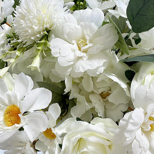 Arreglo de Flores Artificiales Blancas Mixtas Hechas a Mano de Alta Simulación Estilo Minimalista para Decoración de Bodas - Product Image 2