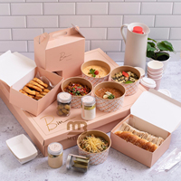 Plateau de desserts modulaire arabe haut de gamme personnalisé Tamriyah, emballage Wanasah pour réceptions avec distributeur de café Qahwa pour la restauration