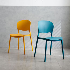Sedia Moderna Flessibile Impilabile Traspirante con Schienale Forato in Polipropilene per Sala da Pranzo, Ristorante e Cucina - Product Image 2