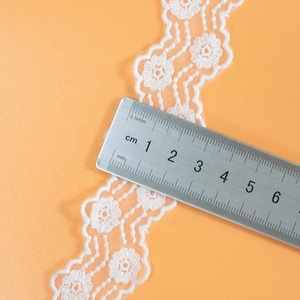 Pizzo bianco solubile in acqua per tende da divano in pizzo - Product Image 2