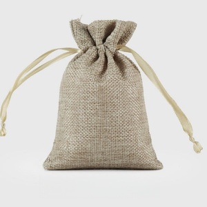 Bolsa de Tela de Algodón y Lino con Cordón y Abertura Elástica, Reciclable, para Regalos, Almacenamiento de Ropa, Vino, Té y Granos - Product Image 4
