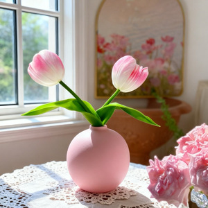 Flor Artificial de Tulipán en Jarrón de Cerámica Rosa, Decoración para el Hogar con Tacto Realista, para Entrada, Sala de Estar, Mesa - Product Image 1