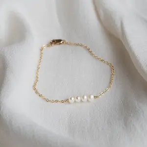 Ohana Mishko珍珠饰品天然珍珠配不锈钢珠定制可调节女性手链圣诞礼物