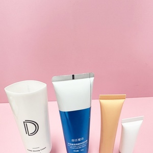 ลดราคา! หลอดพลาสติกนิ่มขนาด 10 มล. 50 มล. 100 มล. 120 มล. พร้อมหัวปั๊ม ใช้สำหรับบีบีครีม - Product Image 6