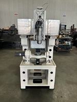 Xk7110 5 As Koppeling Cnc Freesmachine, Klein Cnc Bewerkingscentrum, Precisie Metaalsnijwerk