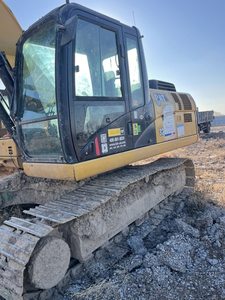 Excavatrice Caterpillar modèle 320GX d'occasion, capacité de la benne de 0,93 m³, haute qualité, avec moteur PLC, boîte de vitesses, poids opérationnel de 19,8 tonnes - Product Image 5