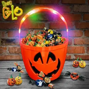 Bán buôn nhựa Halloween bí ngô ánh sáng kẹo xô Halloween bí ngô Jack O đèn lồng kẹo xô lớn bí ngô kẹo xô