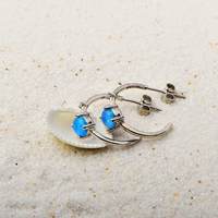 Boucles d'oreilles élégantes en opale ronde - Opale de feu bleue, design simple et épuré |   Bijoux décontractés quotidiens en vrac, idéal pour un cadeau