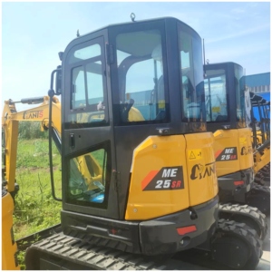 Escavatore Modello ME25 di Alta Qualità a Prezzo di Fabbrica da 3/5/6 Tonnellate con Motore Kubota in Vendita - Product Image 4