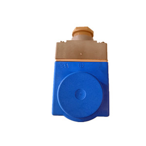 Danfoss <b>Refrigeration</b> Solenoid Valve Coil 018F6176 220V AC For Cooling Systems - Product Image 3
