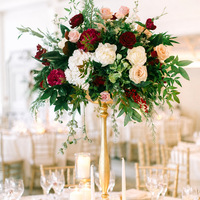 Boule de fleurs en soie rouge de luxe moderne et simple de haute qualité pour centres de table de mariage