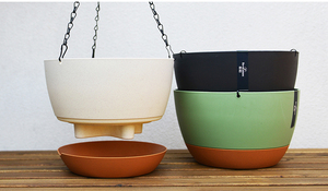 Ensemble de jardinières suspendues en plastique pour l'intérieur et l'extérieur au design moderne avec trou de drainage pour la décoration de jardin et de maison, pots suspendus pour fleurs et plantes - Product Image 3