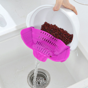 Égouttoir à riz en silicone à clipser avec bec verseur, passoire de cuisine flexible de qualité alimentaire pour égoutter l'eau - Product Image 3
