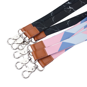 Cordón <span class=keywords><strong>de</strong></span> Cuero Personalizable para Llavero con Logotipo y Accesorios Metálicos para Agencias <span class=keywords><strong>de</strong></span> <span class=keywords><strong>Viajes</strong></span> y Educación - Product Image 4