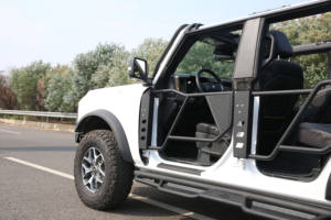 <span class=keywords><strong>Puertas</strong></span> de tubo de acero modificado <span class=keywords><strong>puertas</strong></span> negras de metal todoterreno accesorios de <span class=keywords><strong>cuatro</strong></span> <span class=keywords><strong>puertas</strong></span> modificados para <span class=keywords><strong>Ford</strong></span> <span class=keywords><strong>Bronco</strong></span> 2 y 4 2022 2023 - Product Image 4