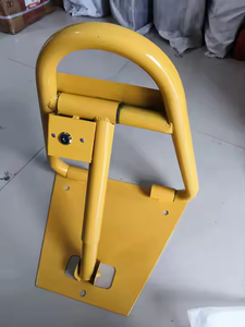 AROAD PWL30187 Bloqueo de Estacionamiento Manual Triangular de Acero Inoxidable con Recubrimiento de Polvo Amarillo de Alta Resistencia, Barrera para Espacio de Estacionamiento - Product Image 3