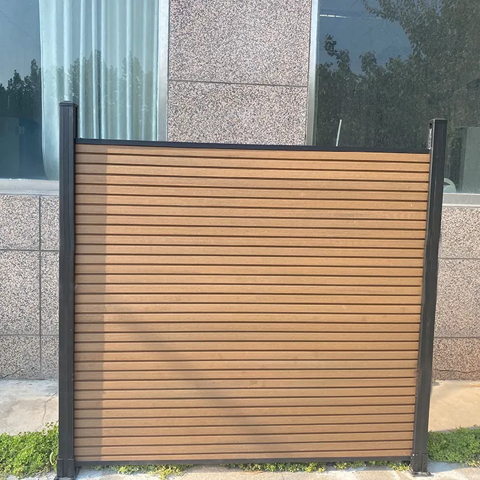 Panel komposit plastik kayu 120 tipe pribadi pagar padang rumput pinggiran dekoratif taman