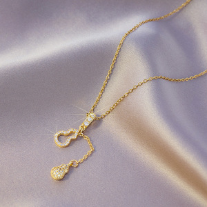 Collier pendentif en alliage d'acier inoxydable haut de gamme, simple et tendance, avec chaîne en bambou, pendentif de luxe pour femme, petit pendentif pour la taille - Product Image 6