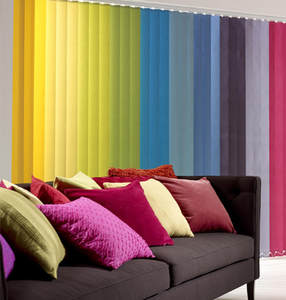 ستائر عمودية عالية الجودة من الفينيل بعرض 89 ملم، قماش PVC معتم وشفاف بلون بني خشبي للنوافذ الداخلية والأبواب الزجاجية المنزلقة والشرفات - Product Image 3