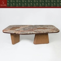 Table à manger de luxe GOLDKING en marbre multicolore avec incrustations de bois et finition sans joint CNC, veines marron, rouge et grises