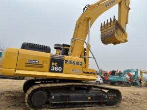 Excavadora Hidráulica Komatsu PC360 de Segunda Mano, Modelo 2023, en Excelentes Condiciones, Motor Incluido, Peso Operativo de 36 Toneladas, Bomba y Rodamientos - Product Image 2