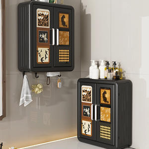 Armoire de rangement murale pour salle de bain avec panneaux décoratifs et crochets pour l'organisation des articles de toilette - Product Image 1