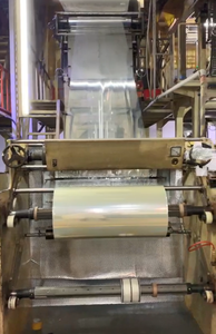 <span class=keywords><strong>Film</strong></span> PVC thermorétractable transparent en rouleau jumbo à prix compétitif pour étiquettes de bouteilles de boissons (matière première) - Product Image 5