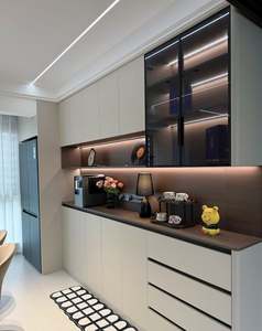 Buffet en bois blanc de luxe, armoire de rangement pour le salon, la cuisine, la chambre ou l'appartement - Product Image 1