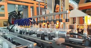 Máquina Automática para Fabricar Botellas de Agua Mineral a Precio de Fábrica, Máquina Sopladora de Película Plástica PET Estable - Product Image 5