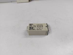 Plc <span class=keywords><strong>Minuteur</strong></span> H3Y-4 Temps 60S Volts 220VAC - Product Image 2