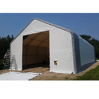 Structure en acier moderne personnalisable avec panneaux sandwich et toiture en PVC pour entrepôt, abri pour conteneurs maritimes, abri, garage et stockage